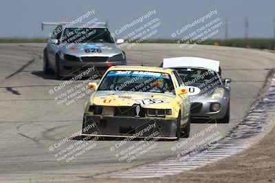 media/Sep-28-2025-24 Hours of Lemons (Sun) [[5dfe0e5f6e]]/12pm (Outside Grapevine)/